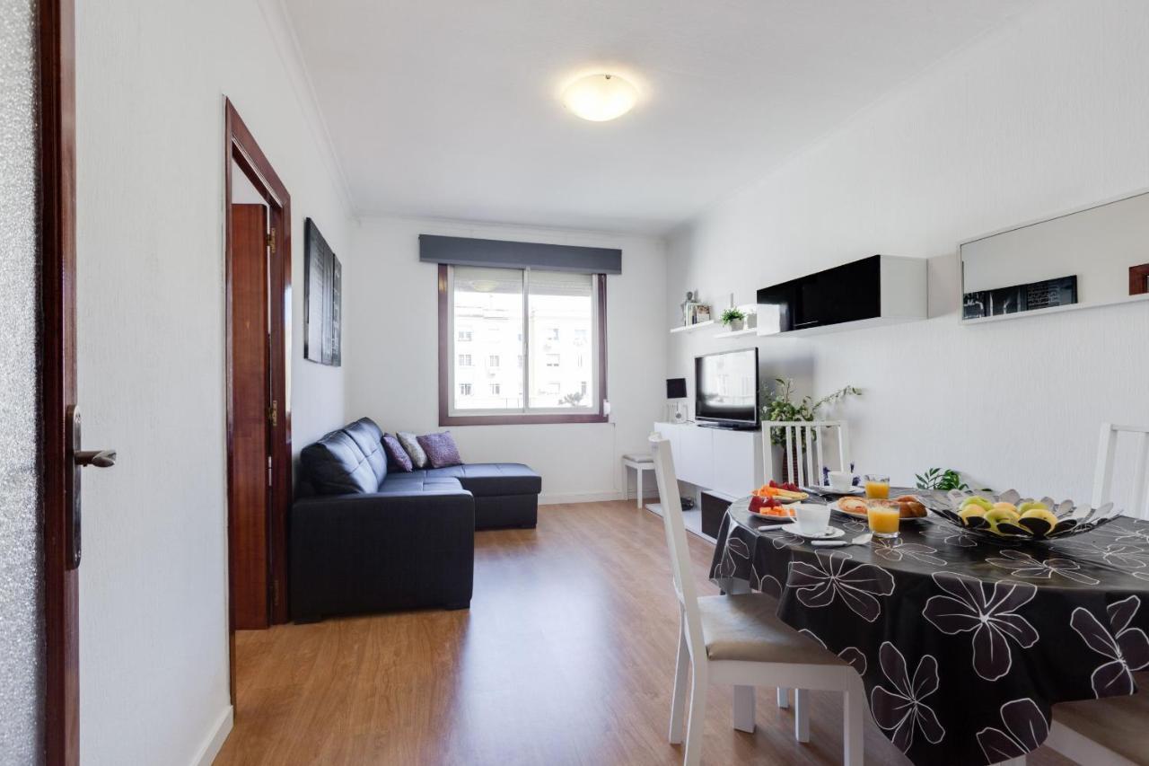 Sagrada Familia LEPANT Apartment Barcelona Bagian luar foto